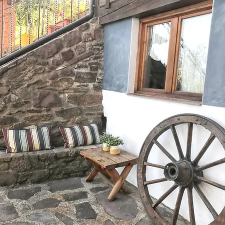 Comfortable In 55 M² Parking Available *