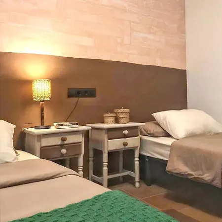 Apartment Comfortable In 55 M² Parking Available