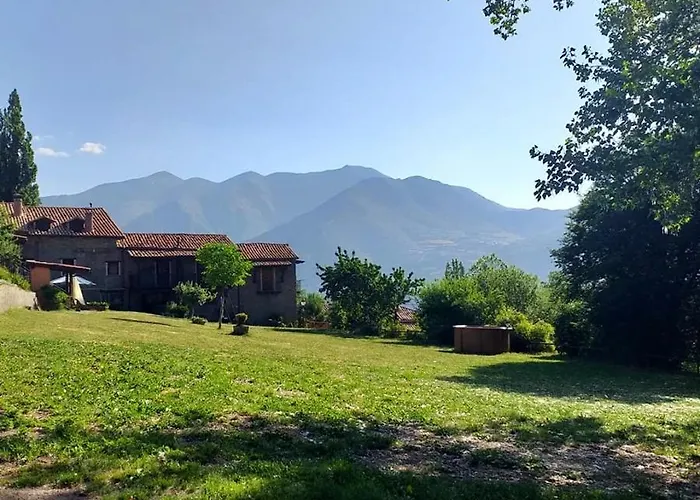 Comfortable In - 55 M² - Parking Available *