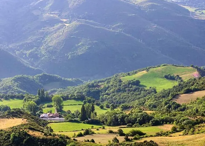 Comfortable In - 55 M² - Parking Available * Ardanué