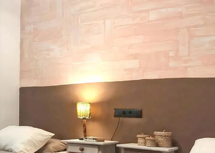 Lägenhet Comfortable In - 55 M² - Parking Available *