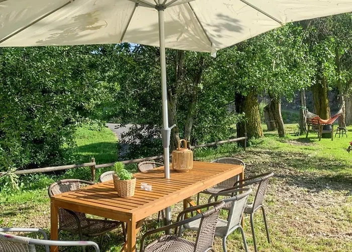 Comfortable In - 55 M² - Parking Available Lägenhet