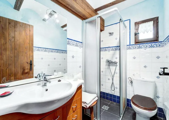 Lägenhet Comfortable In - 55 M² - Parking Available *